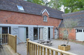 The Stables Apartment at Cefn Tilla Court, Usk